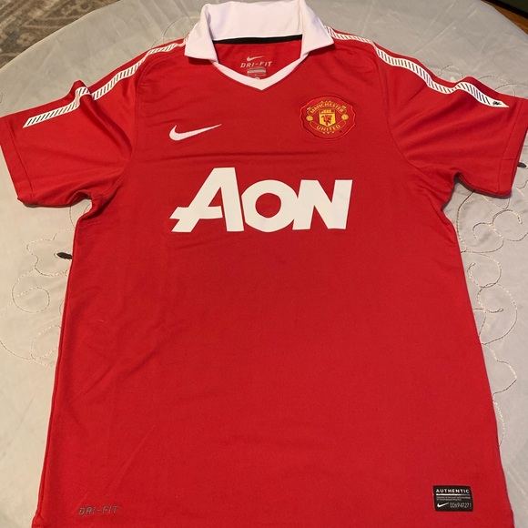 Manchester United mens’ jersey - Picture 1 of 5